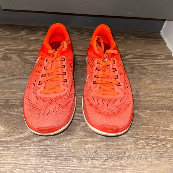 Nike Free Run Flash Pink Training Shoes - Picture 2 of 8